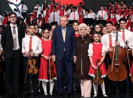 Cumhurbaşkanı Erdoğan, 19 Mayıs Kutlamaları Kapsamında Çocuk Orkestrası ve Korosu Konseri'nde Bulundu