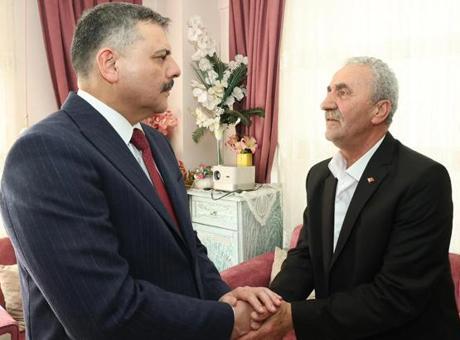 Bakan Çiftçi, Kurban Bayramı'nda Şehit Ali Teke'nin Ailesini Ziyaret Etti