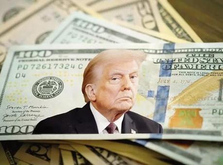 250 Dolar Banknotlarda Trump'ın İmzası İddiası: ABD Yönetiminden Baskı Geldi