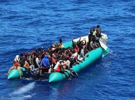 Akdeniz'de İnsani Dram: Türk Gemi 142 Göçmeni Kurtardı