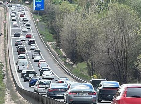 Kurban Bayramı Sonrası Dönüş Yoğunluğu Başladı: Trafik Zaman Zaman Durma Noktasına Geldi