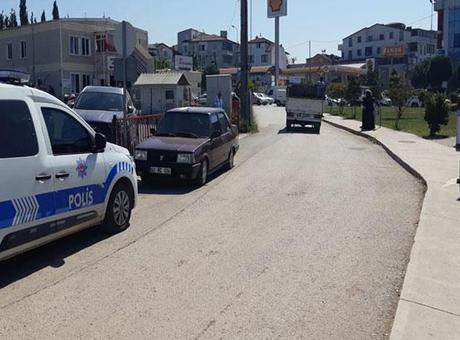 Kocaeli'de Kanlı Pusu: Eski Komşu Bıçaklandı, Şüpheli Yakalandı