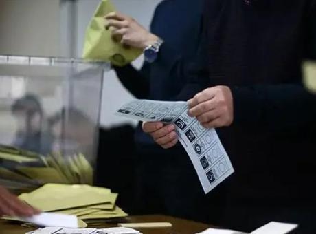 Ara Seçim Sonuçları Açıklandı: Tokat, Gümüşhane ve Nevşehir'de Yeni Belediye Başkanları Belirlendi