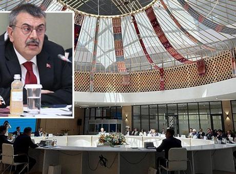 Milli Eğitim Bakanı Tekin Türkistan'daki Verimli Toplantıyı Değerlendirdi