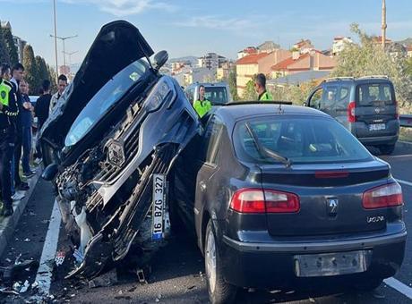 Nevşehir'de Zincirleme Trafik Kazası: 5 Yaralı