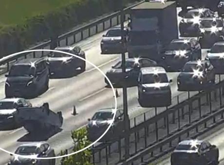 TEM Otoyolu'nda Trafik Kazası: Araç Takla Attı, Sürücü Yaralı