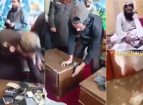 Taliban, Afganistan'da Akıllı Telefon Kullanımını Yasakladı