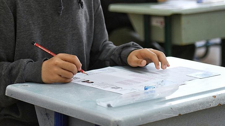 LGS Heyecanı Tüm Türkiye'de Başladı: 1 Milyondan Fazla Öğrenci Sınavda Ter Döküyor