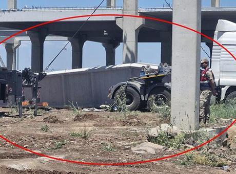 Fabrika İnşaatında Trajik Kaza: Beton Blok İşçilerin Üzerine Düştü, 1 Kişi Hayatını Kaybetti