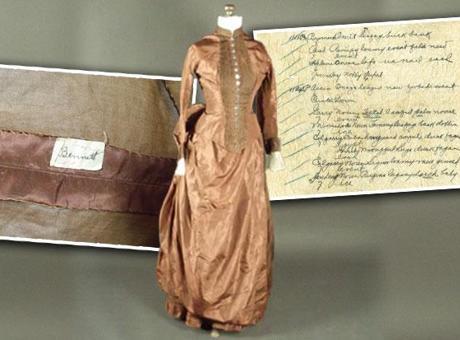 130 Yıllık Esrarengiz Notların Sırrı Çözüldü: Antika Elbisenin Gizli Mesajı Ortaya Çıktı