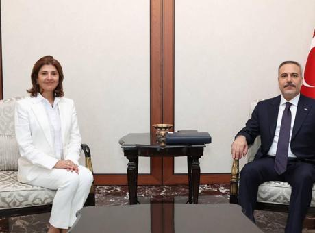 Dışişleri Bakanı Hakan Fidan, Kıbrıs Temsili İçin BM Yetkilisiyle Görüştü
