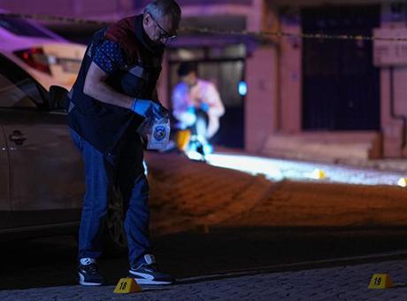 Esenyurt'ta Silahlı Çatışma: İki Grup Arasında Gerilim Tırmandı