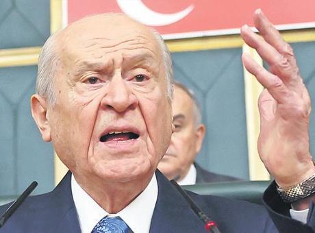 Bahçeli, 16 Nisan 2028 Seçim Tarihine Destek Verdi: Zamanında Yapılması Önemli