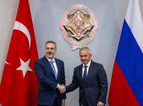 Dışişleri Bakanı Hakan Fidan, Moskova’da Rusya Güvenlik Konseyi Sekreteri Şoygu ile Bir Araya Geldi
