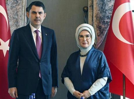 Emine Erdoğan, Bakan Murat Kurum ile Çevre Politikaları Üzerine Görüştü