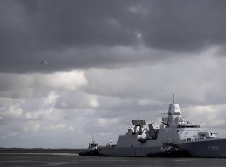 Hollanda Hürmüz Boğazı'na Mayın Temizleme Fırkateyni Gönderdi