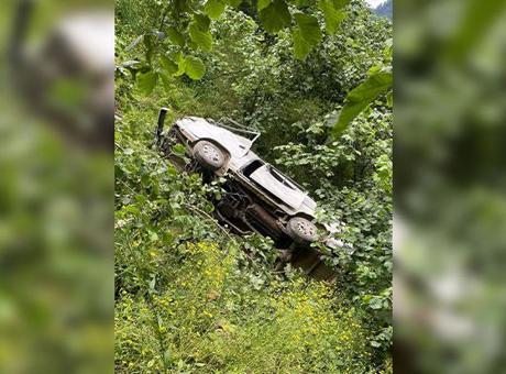 Giresun'da Kontrolden Çıkan Kamyonet 150 Metre Uçtu: 1 Kişi Hayatını Kaybetti