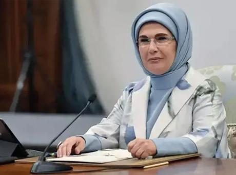 Emine Erdoğan'dan YKS'ye Girecek Öğrencilere Destek Mesajı