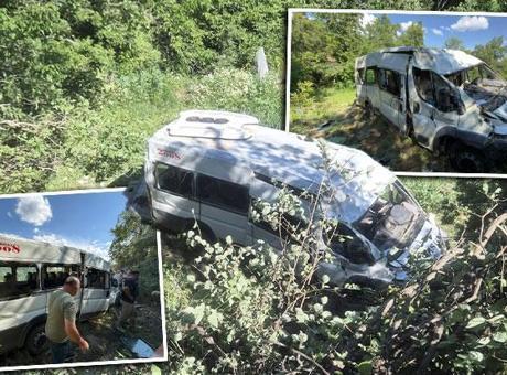 Burdur'da Minibüs Devrildi: Çok Sayıda Yaralı Var