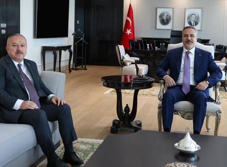 Dışişleri Bakanı Hakan Fidan, Emniyet Genel Müdürü Ali Fidan ile Önemli Görüşme Gerçekleştirdi
