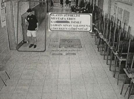 YKS Sınavında Yapay Zeka ile Kopya Çekmeye Çalışan Öğrenci Suçüstü Yakalandı