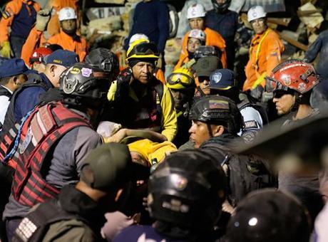 Venezuela'daki Korkunç Depremler: Tanıkların Yürek İçi İfadeleri