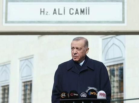 Cumhurbaşkanı Erdoğan, Hz. Ali Camisi'nde Cuma Namazı Kıldı