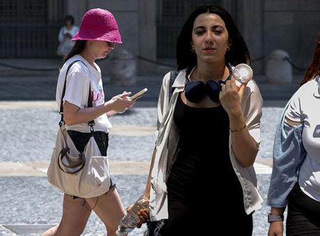 Meteoroloji'den Son Hava Durumu Uyarısı: Hafta Sonu Kavurucu Sıcaklar Yerini Yağmura Bırakacak