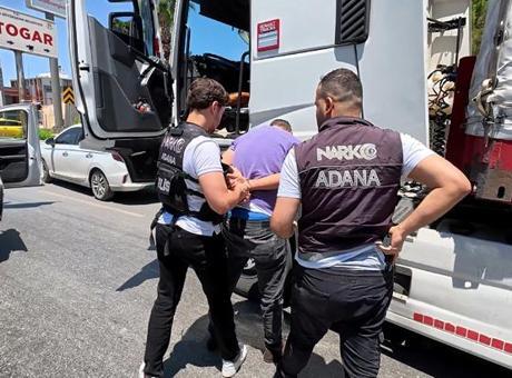 Büyük Uyuşturucu Operasyonu: Adana'da 1.8 Milyon Hap Ele Geçirildi