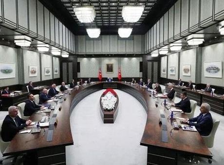 Kritik Kabine Toplantısı Beştepe'de Yapılıyor: NATO Zirvesi ve Terörle Mücadele Gündemde