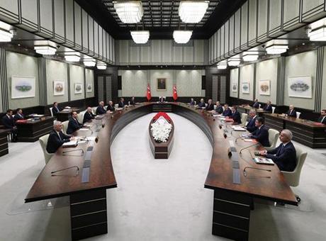 Cumhurbaşkanı Erdoğan Başkanlığında Kabine Toplantısı, NATO Zirvesi Hazırlıkları ve Terörle Mücadele Gündeminde