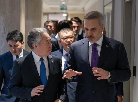 Dışişleri Bakanı Hakan Fidan, Kırgızistan ile Ortak Basın Toplantısı Düzenledi