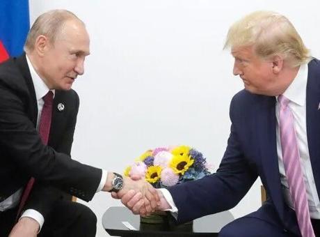 Putin ve Trump Arasında Yaklaşık 1,5 Saatlik Yapıcı Telefon Görüşmesi Gerçekleşti