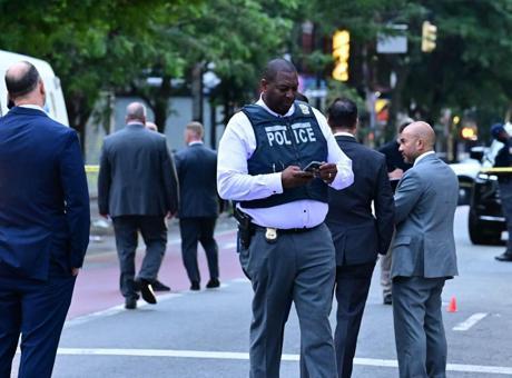 New York'ta Polise Silahlı Saldırı: Kurşun Geçirmez Yelek Hayat Kurtardı