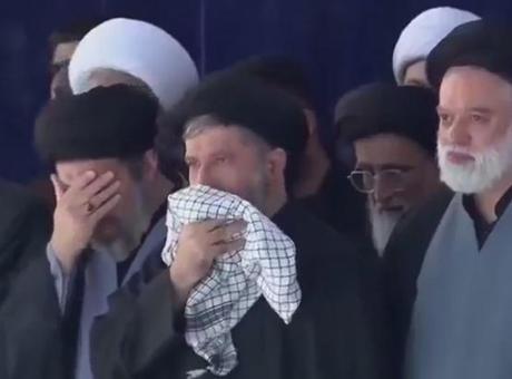 İran, Ali Hamaney'e Veda Töreni Düzenledi: Gözyaşları İçinde Bir Cenaze Alayı