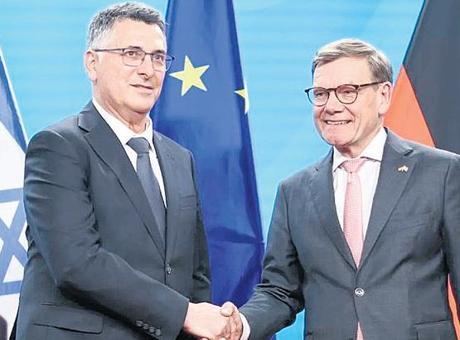 Almanya'nın İsrail Desteklemesi: Wadephul'dan Fidan'a Eleştiriler