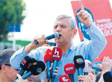 CHP Grup Başkanı Özgür Özel'den İmamoğlu'nun Üç Davasına Sert Tepki