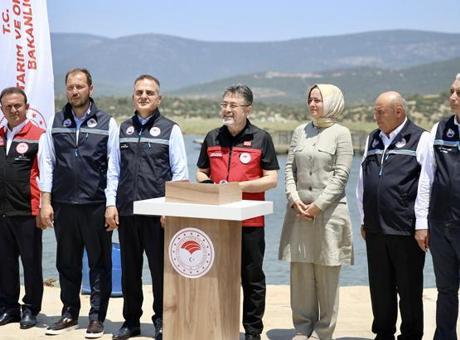 Bakan Yumaklı: Türkiye'nin Su Ürünleri İhracatı 2,3 Milyar Doları Aştı