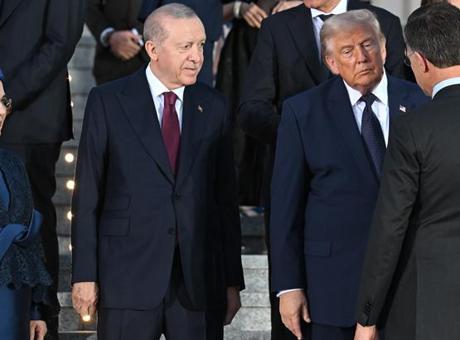 NATO Zirvesi'nin İlk Günü Tamamlandı: Trump, Erdoğan ile Bir Araya Geldi