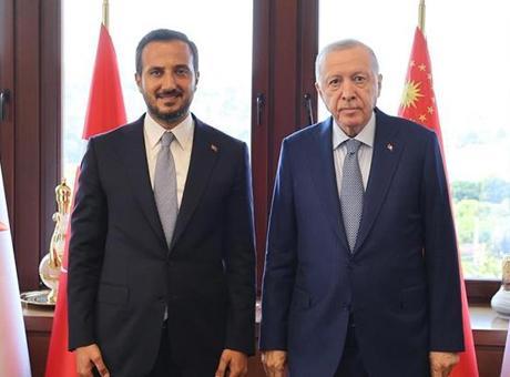 Cumhurbaşkanı Erdoğan'dan AK Parti İstanbul İl Başkanlığı'na ziyaret