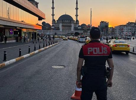 İstanbul polisinden kent genelinde 'huzur' uygulaması