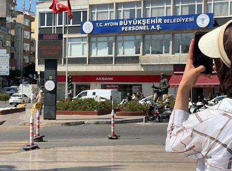 İlçede sıcaklık 5 dakikada 3 derece arttı! Sokaklar boşaldı