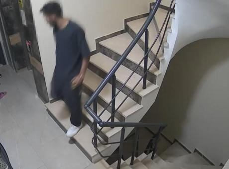 Beylikdüzü'nde ilginç olay! Apartmanlara girip tek tek kapı zillerini söktü