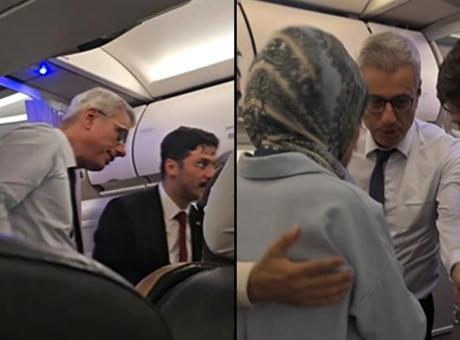 Uçakta rahatsızlanan yolcu için acil anons yapıldı! İlk müdahaleyi Sağlık Bakanı Memişoğlu yaptı