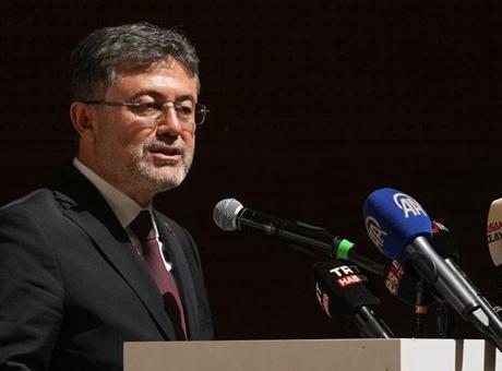 Bakan Yumaklı Güvenli Elektronik Küpe İzleme Sistemi'ni tanıttı! 'Her hayvanın dijital bir kimliği olacak'