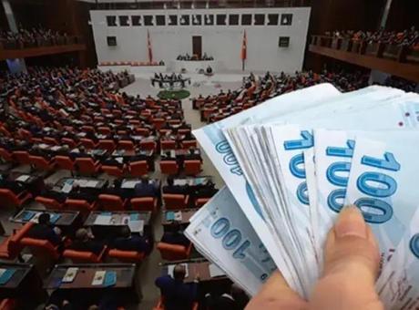 Meclis'ten geçti! Şehit aileleri ve gazilerin haklarında yeni dönem: Aylıklar ve ödemeler değişiyor