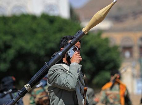 Yemen'de Husiler ile hükümet güçleri arasında çatışma! Ölüler var