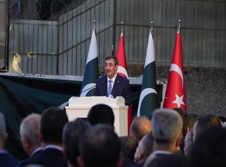 Cumhurbaşkanı Yardımcısı Yılmaz, 'Pakistan Bağımsızlık Günü' kutlamasında konuştu