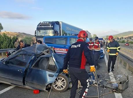 Bolu'da kahreden kaza: Anne ve oğlu öldü, baba ve kızı yaralandı