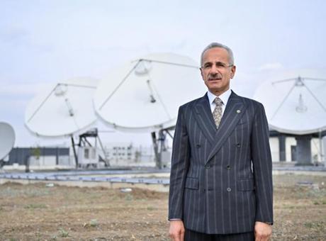 Bakan Uraloğlu: Televizyon ve radyo kanallarımız artık yeni nesil uydularımızla daha kaliteli yayın yapacak